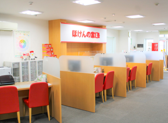 ほけんの窓口 札幌発寒店の内観画像