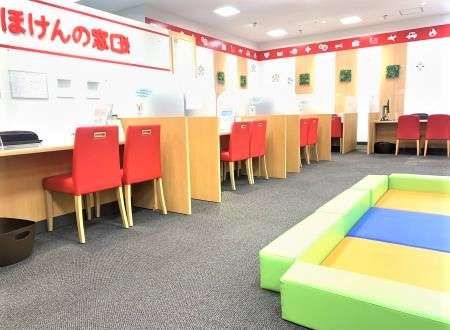 ほけんの窓口 イオン千葉ニュータウン店の内観画像