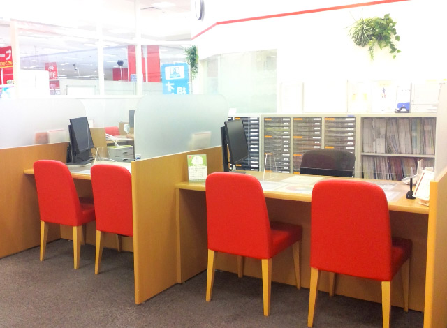 ほけんの窓口 イオン近江八幡店の内観画像